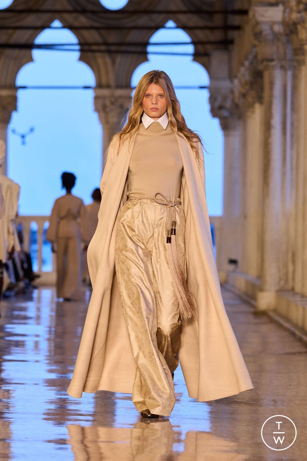 Fashion Week Milan Resort 2025 look 7 from the Max Mara collection 女装