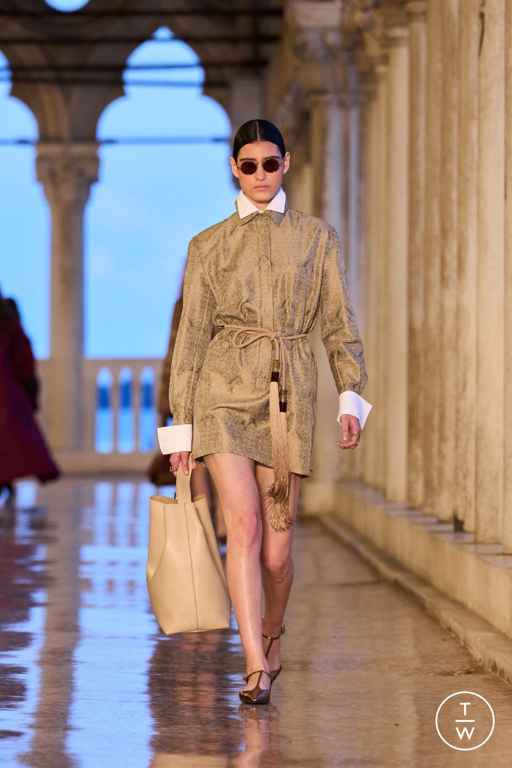 Fashion Week Milan Resort 2025 look 20 from the Max Mara collection womenswear
