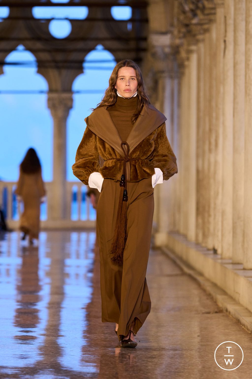Fashion Week Milan Resort 2025 look 31 from the Max Mara collection 女装