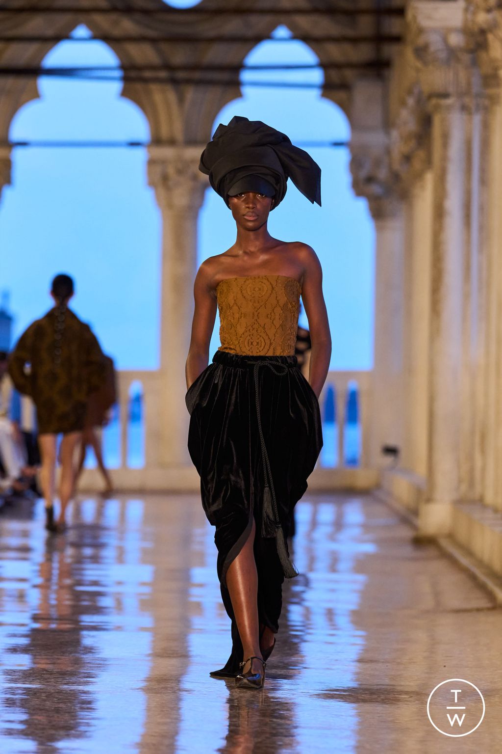 Fashion Week Milan Resort 2025 look 44 de la collection Max Mara womenswear