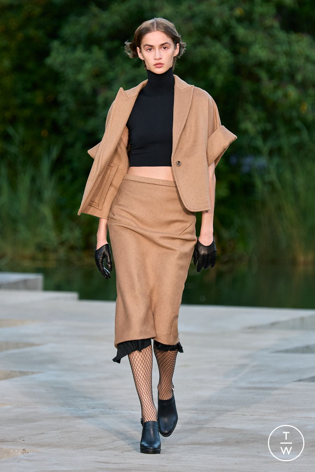 Fashion Week Milan Resort 2023 look 11 from the Max Mara collection womenswear
