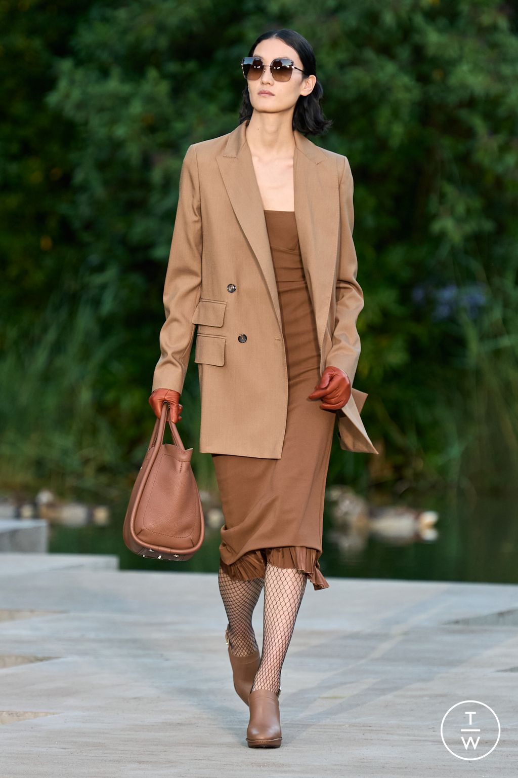 Fashion Week Milan Resort 2023 look 24 from the Max Mara collection 女装