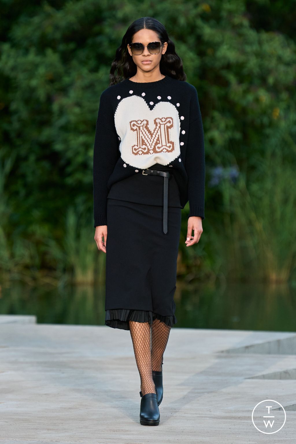 Fashion Week Milan Resort 2023 look 29 from the Max Mara collection womenswear