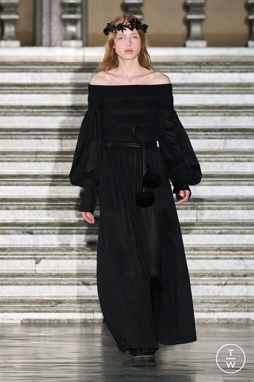Fashion Week Milan Resort 2024 look 7 from the Max Mara collection 女装