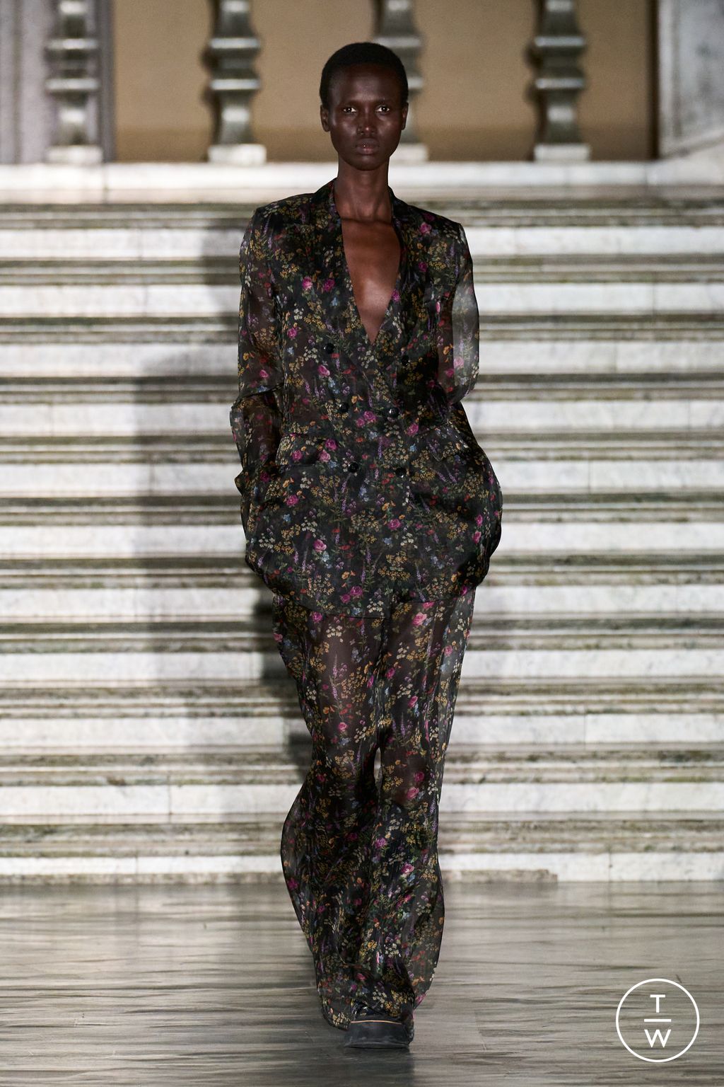 Fashion Week Milan Resort 2024 look 54 from the Max Mara collection 女装