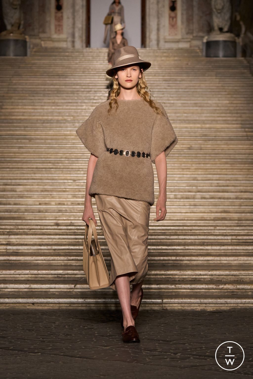 Fashion Week Milan Resort 2026 look 14 from the Max Mara collection womenswear