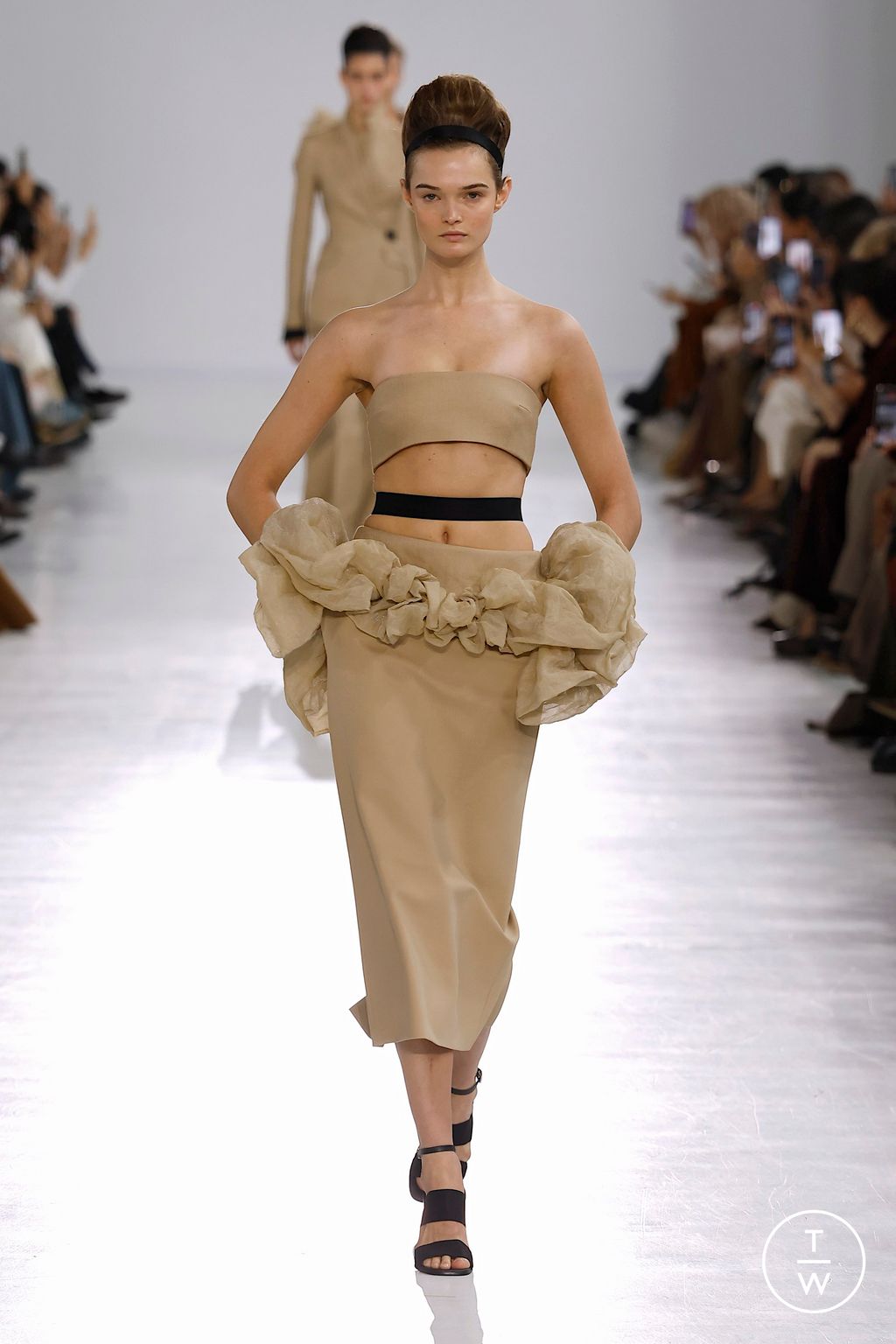 Fashion Week Milan Spring/Summer 2026 look 3 from the Max Mara collection womenswear