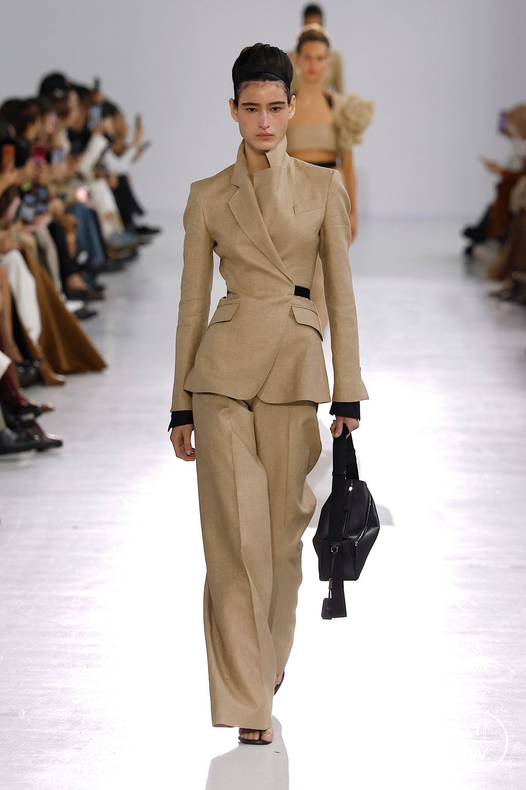 Fashion Week Milan Spring/Summer 2026 look 4 from the Max Mara collection womenswear
