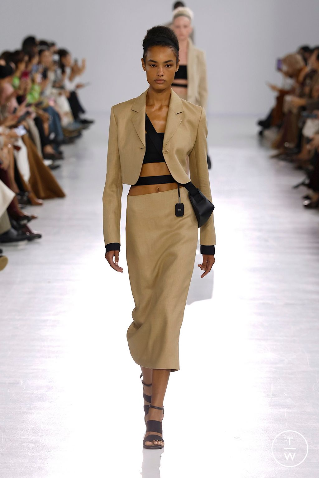 Fashion Week Milan Spring/Summer 2026 look 6 from the Max Mara collection womenswear