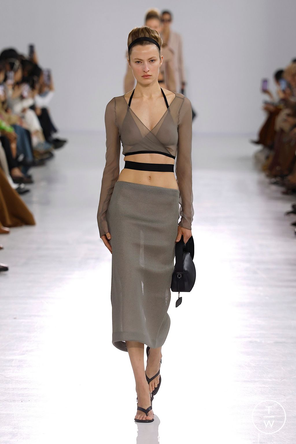Fashion Week Milan Spring/Summer 2026 look 17 from the Max Mara collection womenswear