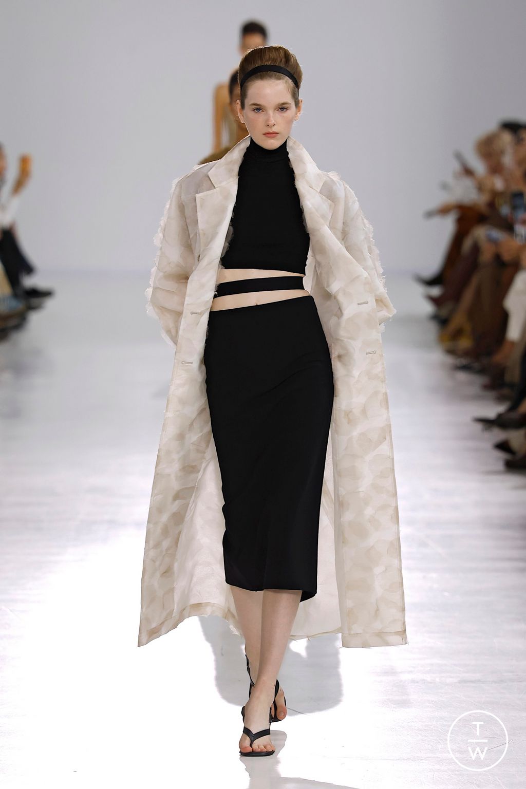 Fashion Week Milan Spring/Summer 2026 look 37 from the Max Mara collection womenswear