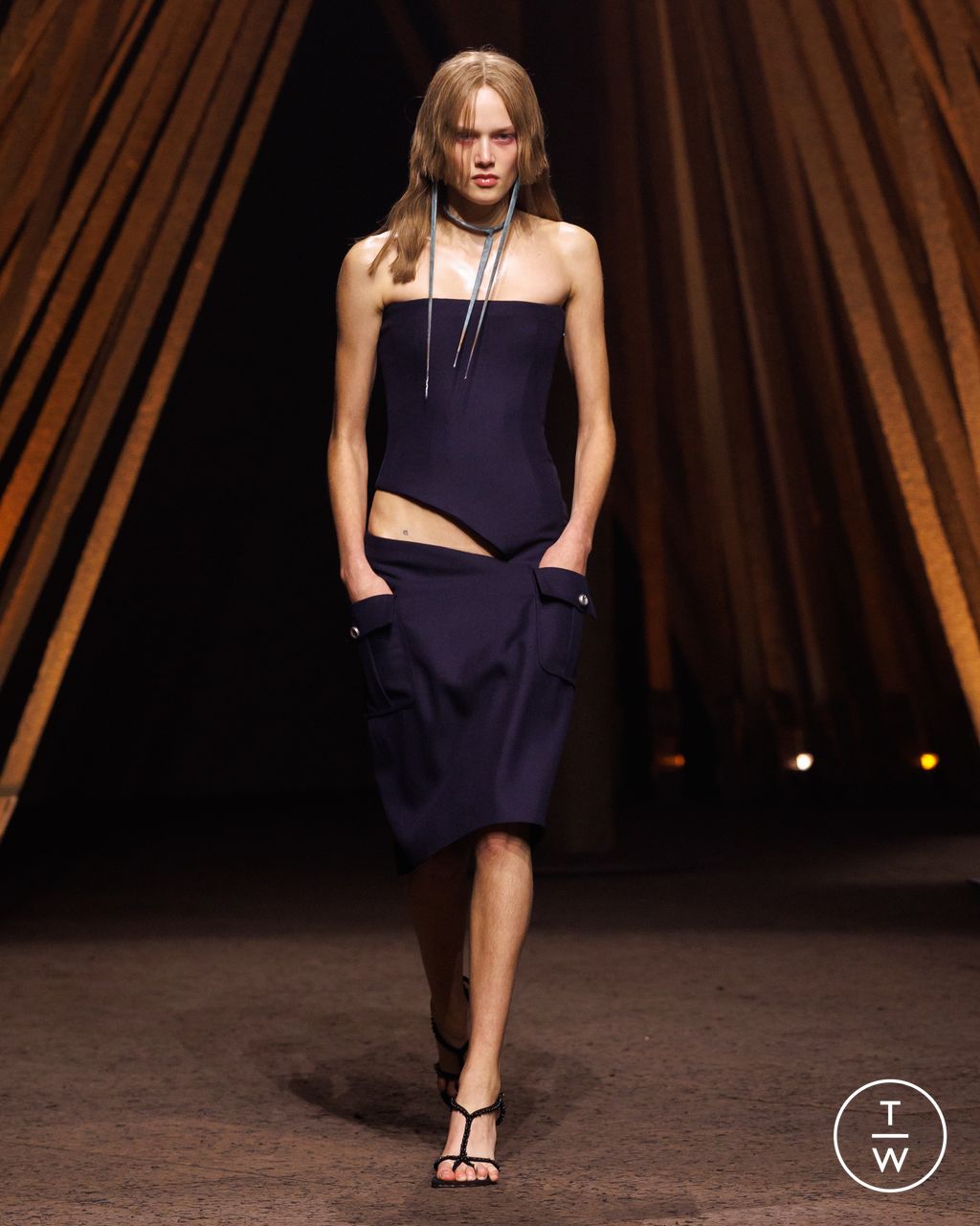 Fashion Week Paris Spring/Summer 2026 look 1 from the McQueen collection womenswear