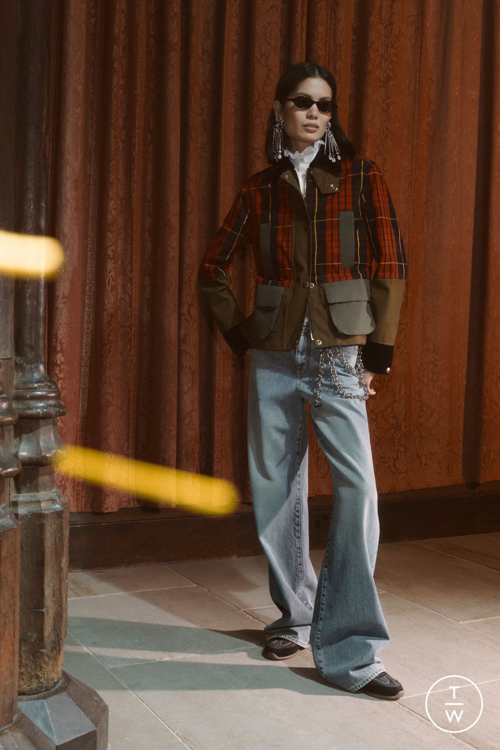 Fashion Week Paris Pre-Fall 2026 look 18 from the McQueen collection womenswear