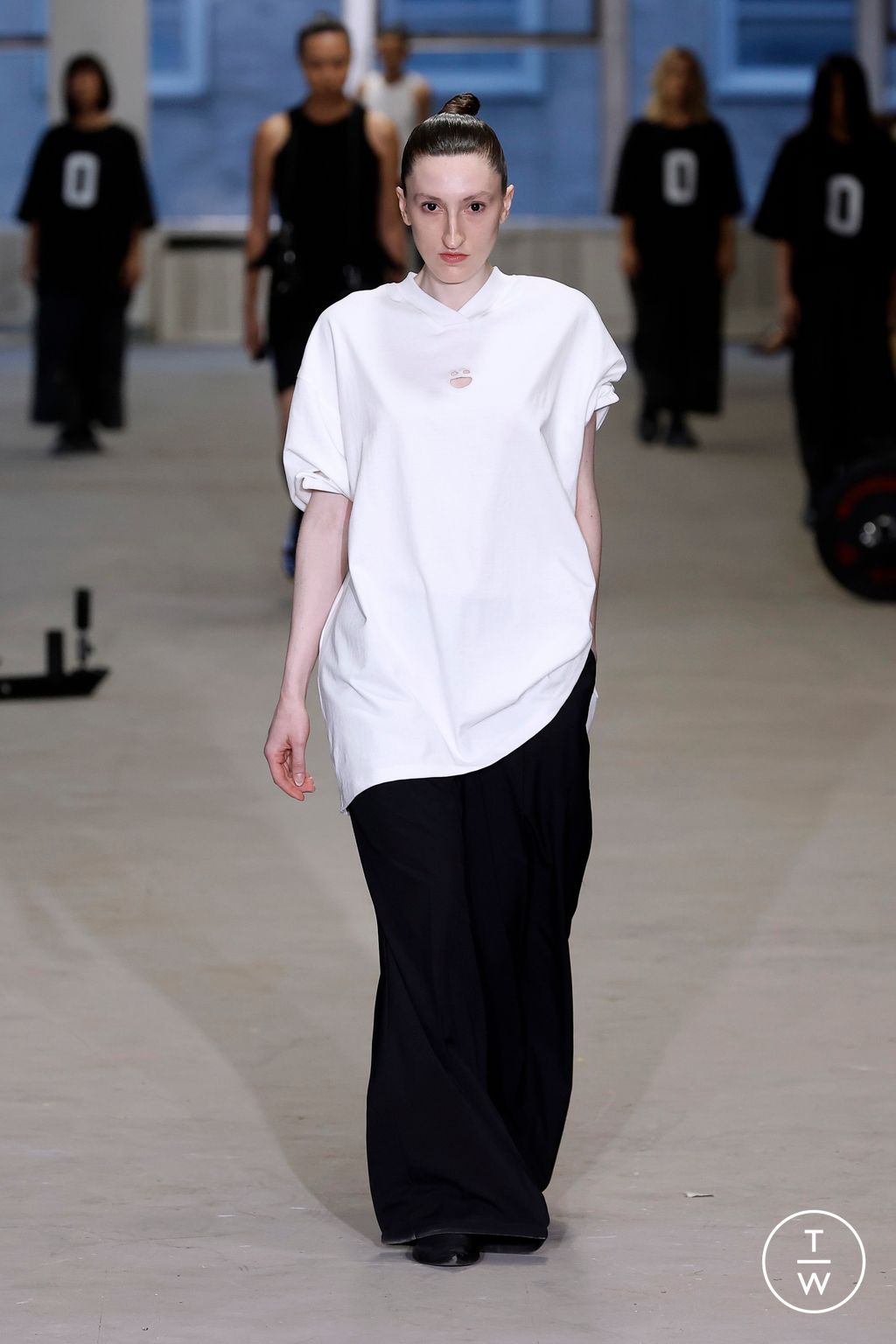 Fashion Week New York Spring-Summer 2025 look 7 from the Melitta Baumeister collection 女装