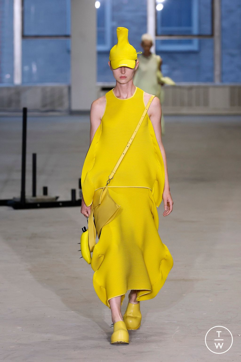 Fashion Week New York Spring-Summer 2025 look 17 from the Melitta Baumeister collection womenswear