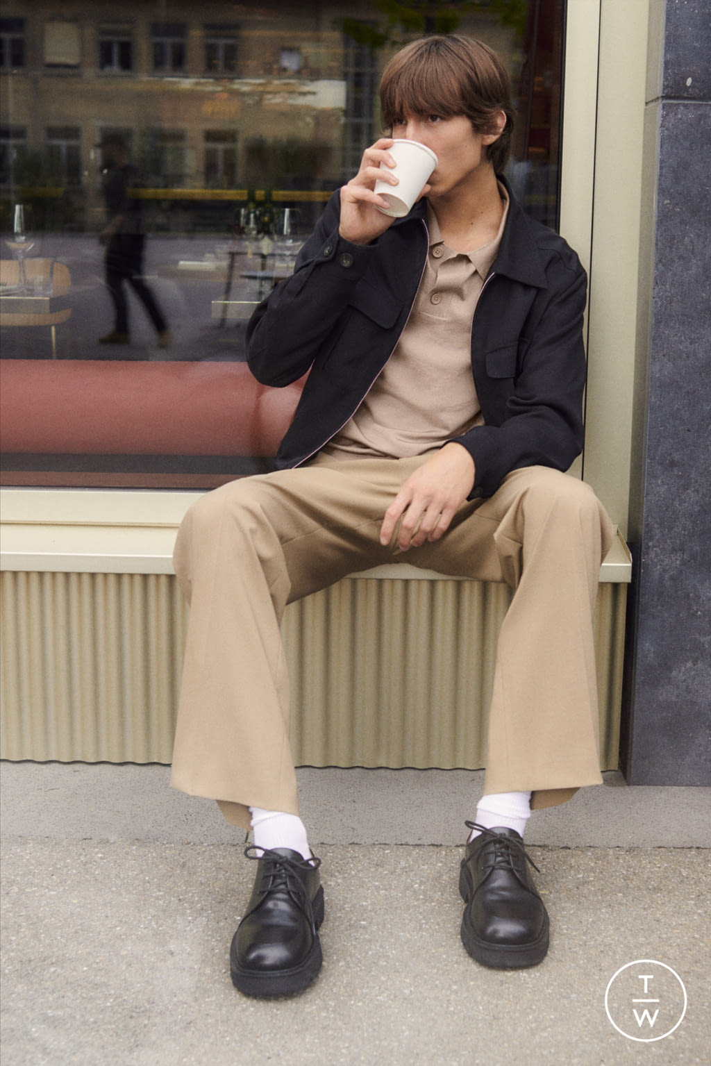 Fashion Week Paris Spring/Summer 2022 look 7 from the Sandro collection menswear