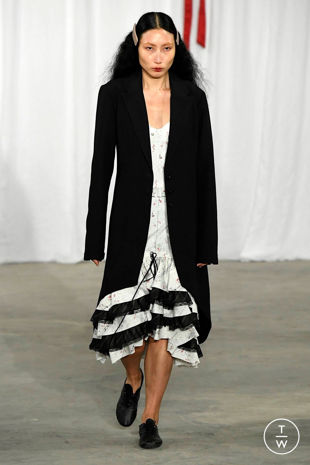 Fashion Week New York Fall/Winter 2024 look 8 from the Meruert Tolegen collection womenswear