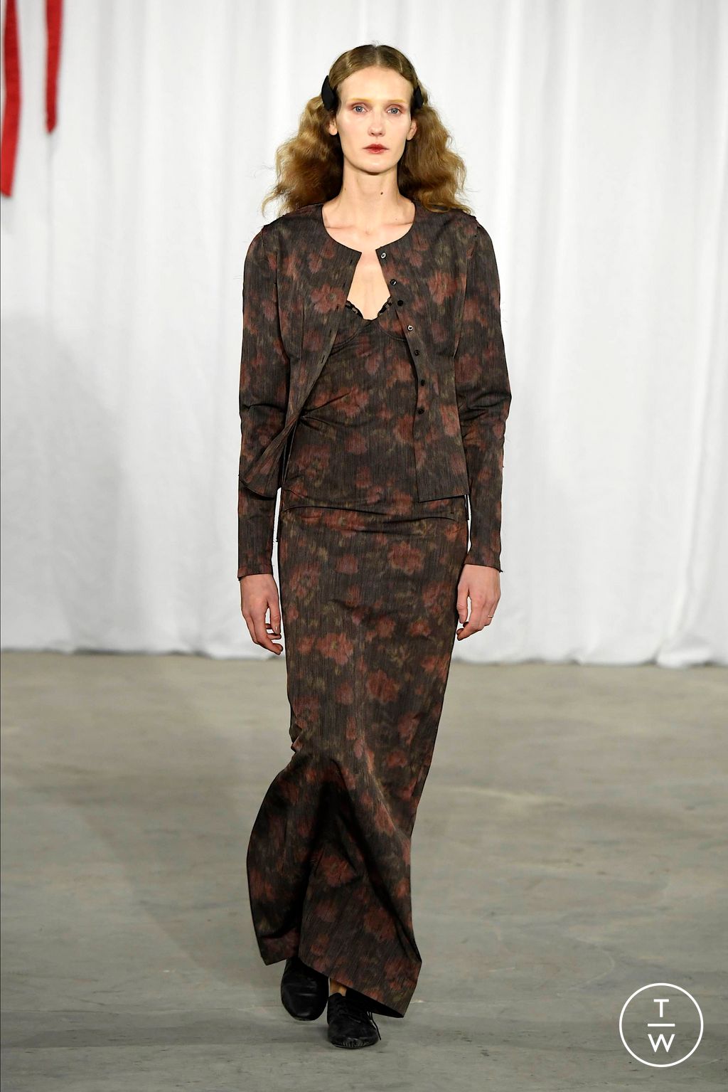 Fashion Week New York Fall/Winter 2024 look 29 from the Meruert Tolegen collection womenswear