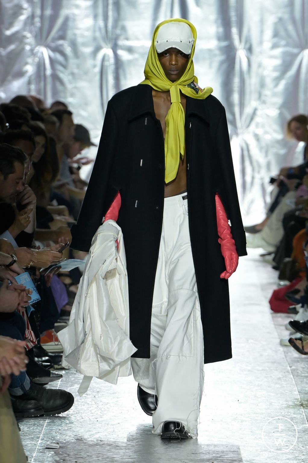 Fashion Week Paris Spring/Summer 2023 look 90 de la collection Festival de Hyères 2022 womenswear