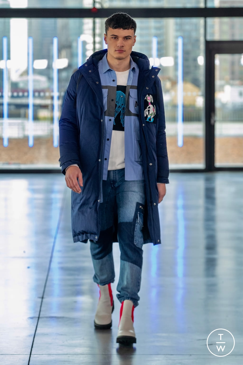 Fashion Week London Fall/Winter 2021 look 11 from the Mark Fast collection womenswear