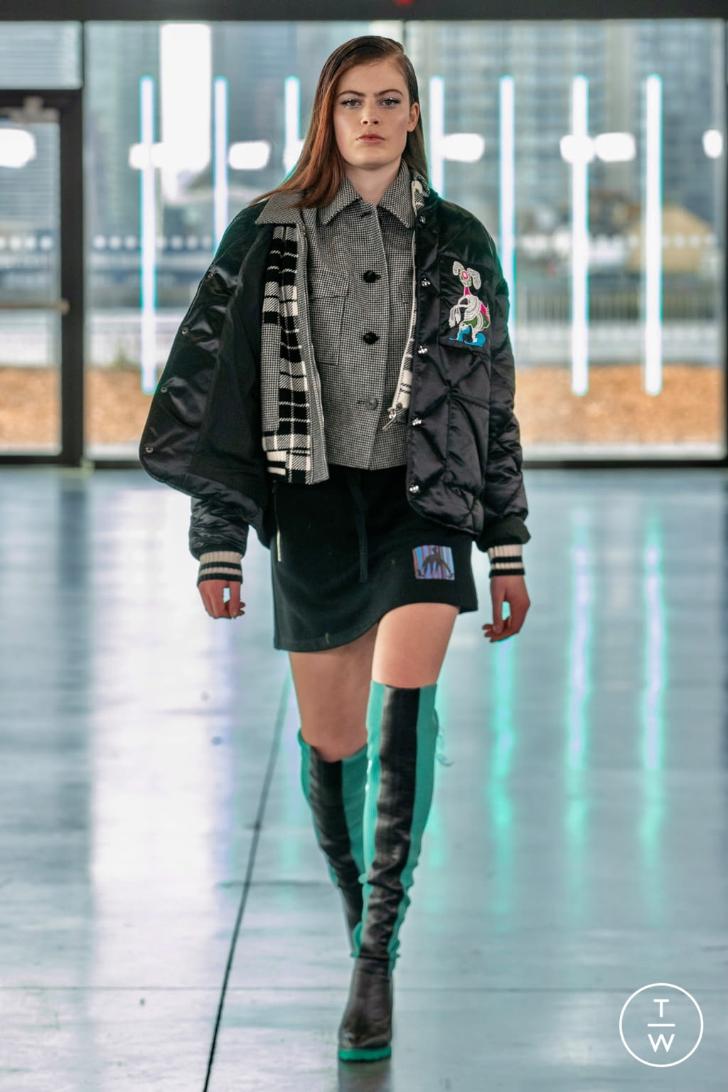 Fashion Week London Fall/Winter 2021 look 37 from the Mark Fast collection womenswear