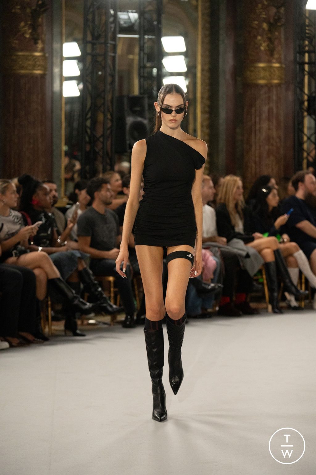 Fashion Week Paris Spring/Summer 2024 look 6 from the Miaou collection womenswear