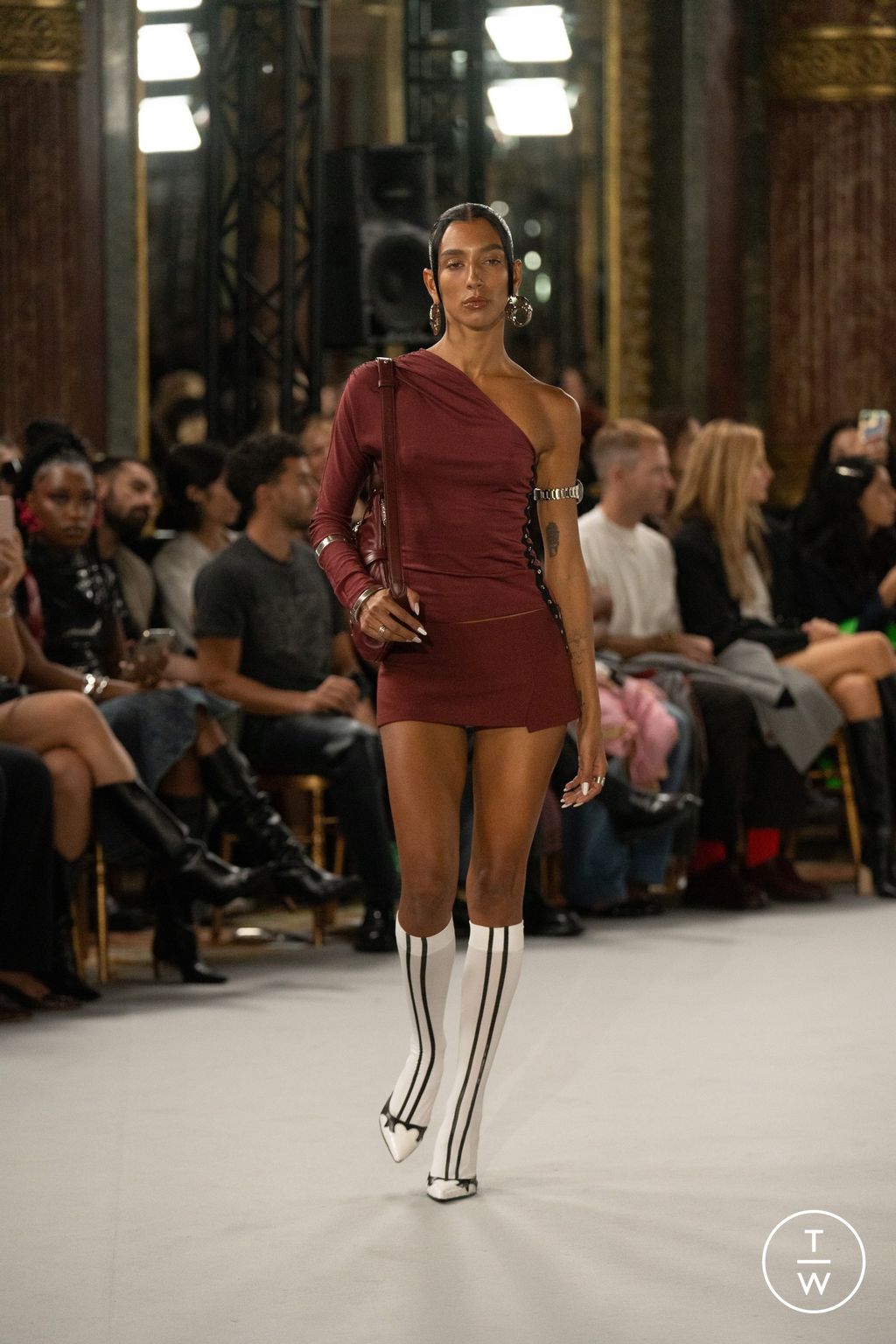 Fashion Week Paris Spring/Summer 2024 look 7 de la collection Miaou womenswear