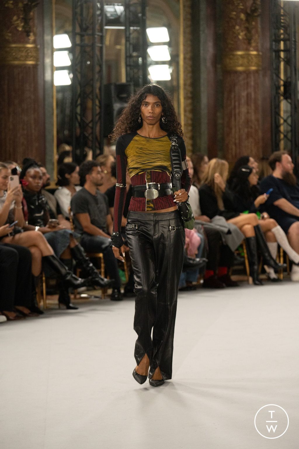 Fashion Week Paris Spring/Summer 2024 look 18 from the Miaou collection 女装