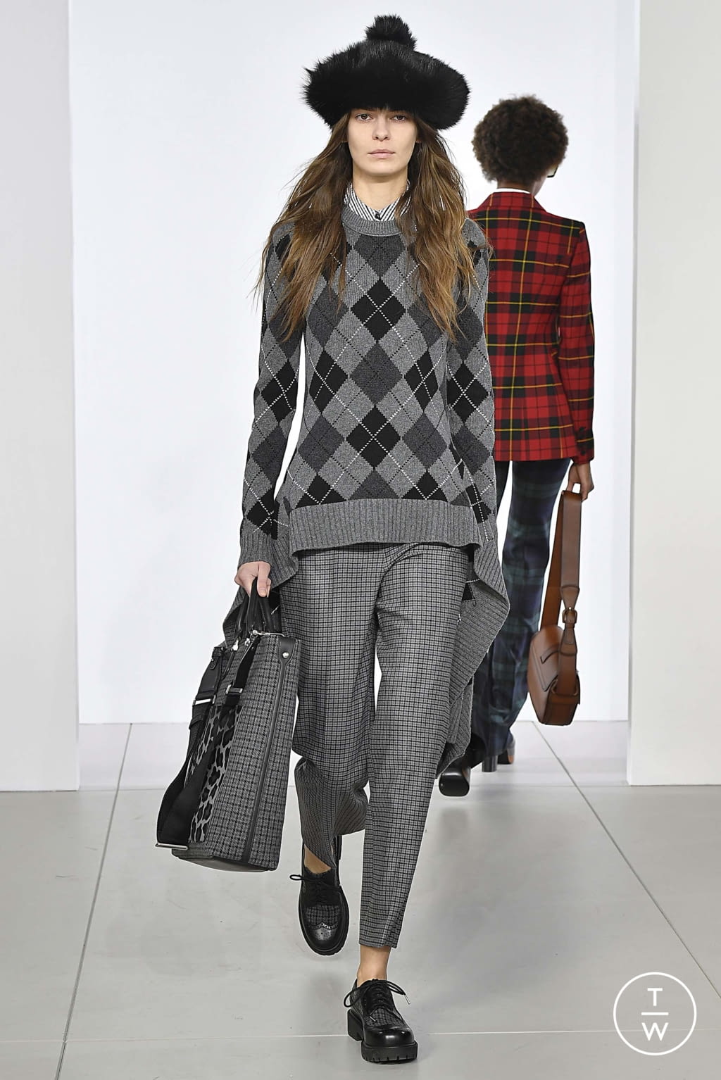 Fashion Week New York Fall/Winter 2018 look 36 from the Michael Kors Collection collection womenswear