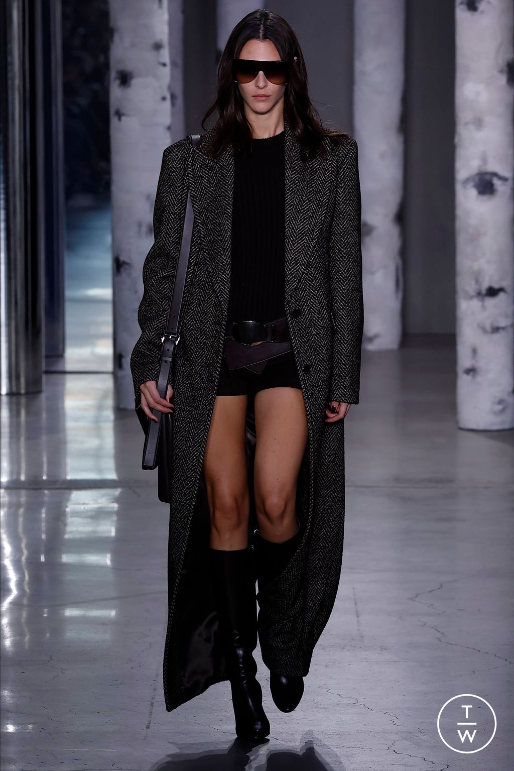 Fashion Week New York Fall/Winter 2023 look 1 de la collection Michael Kors Collection womenswear