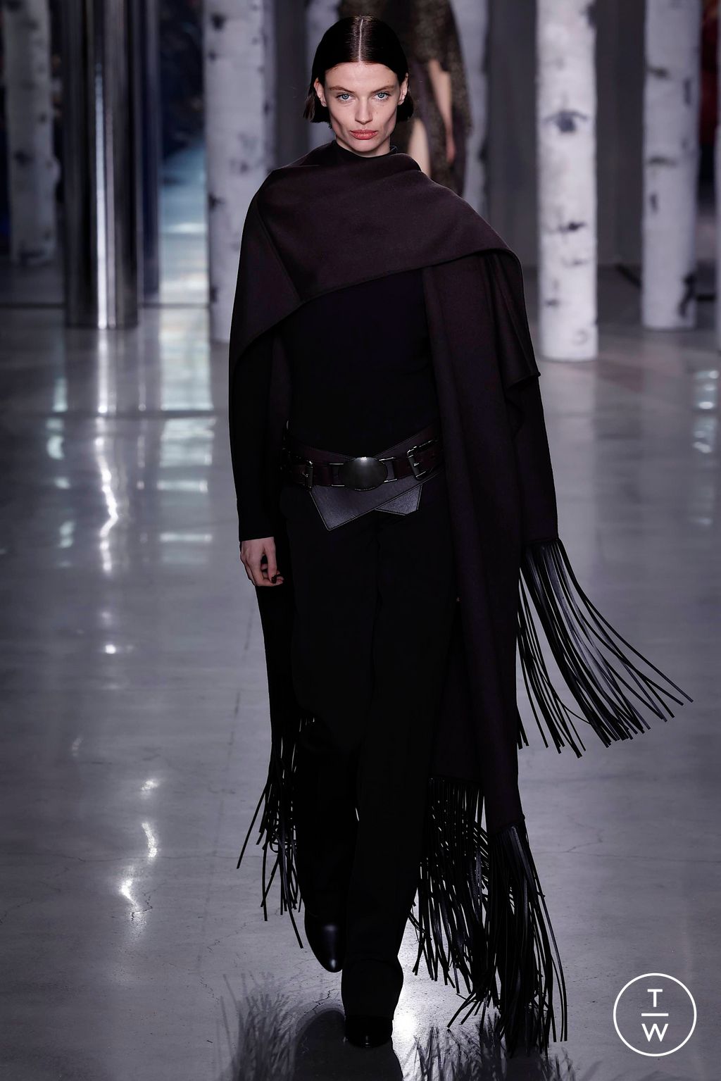 Fashion Week New York Fall/Winter 2023 look 8 de la collection Michael Kors Collection womenswear