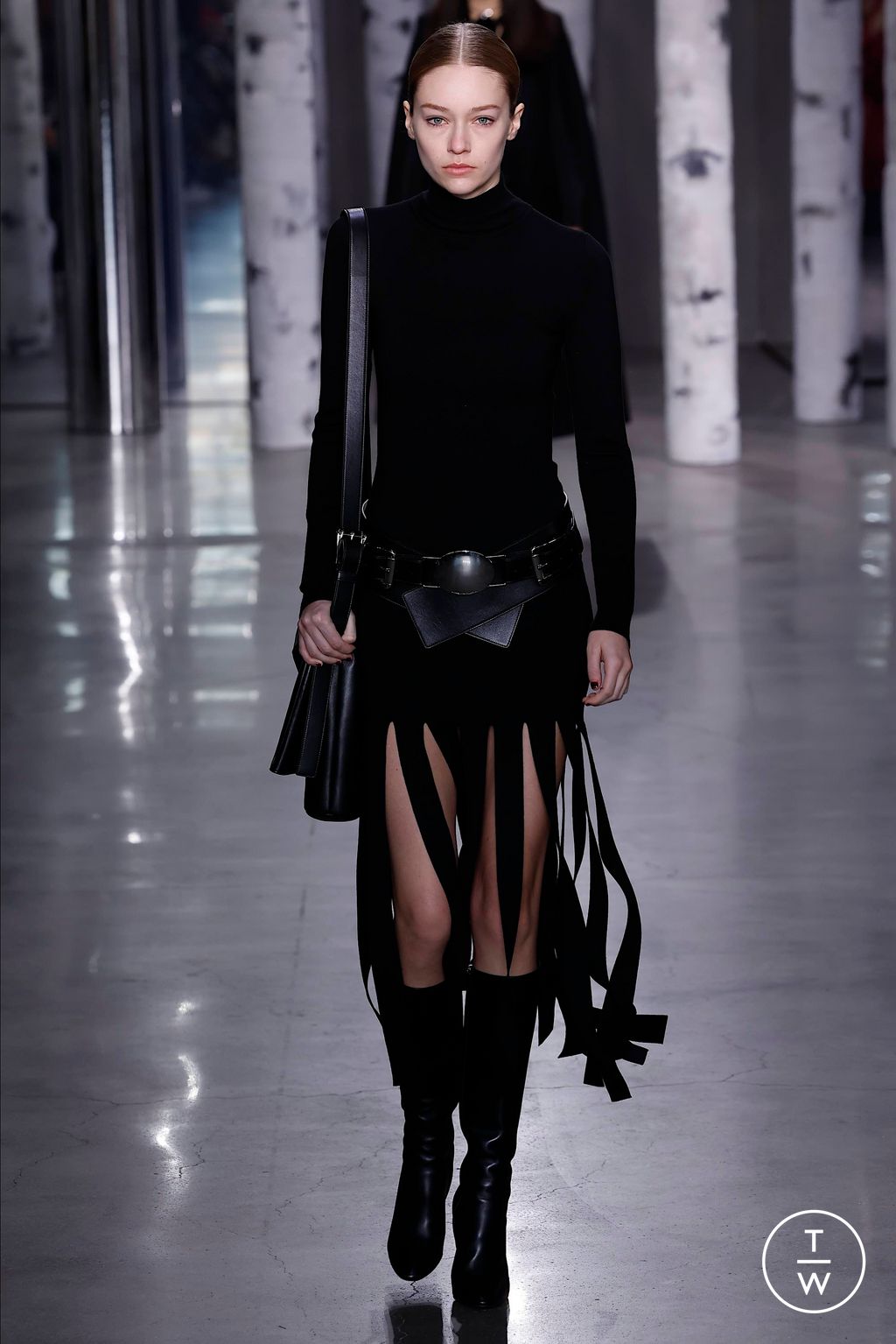 Fashion Week New York Fall/Winter 2023 look 33 from the Michael Kors Collection collection womenswear