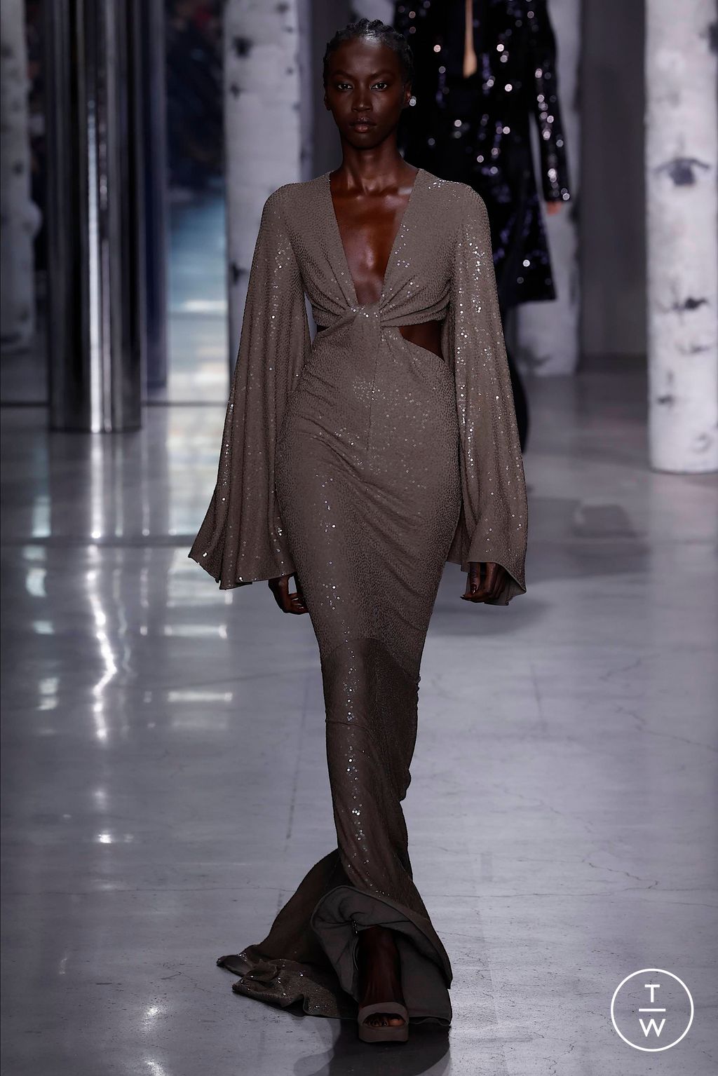 Fashion Week New York Fall/Winter 2023 look 60 de la collection Michael Kors Collection womenswear