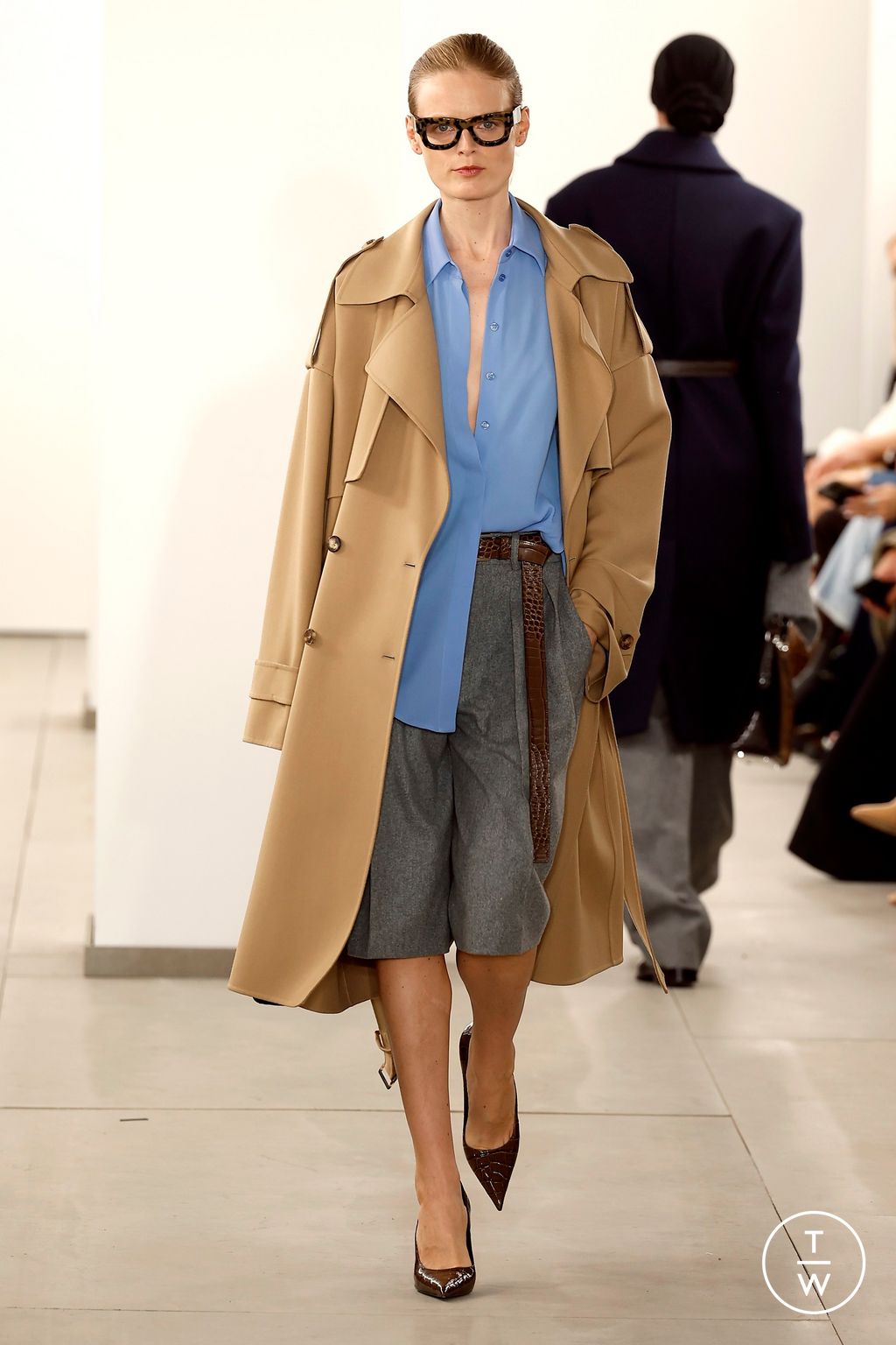 Fashion Week New York Fall/Winter 2024 look 38 from the Michael Kors Collection collection womenswear