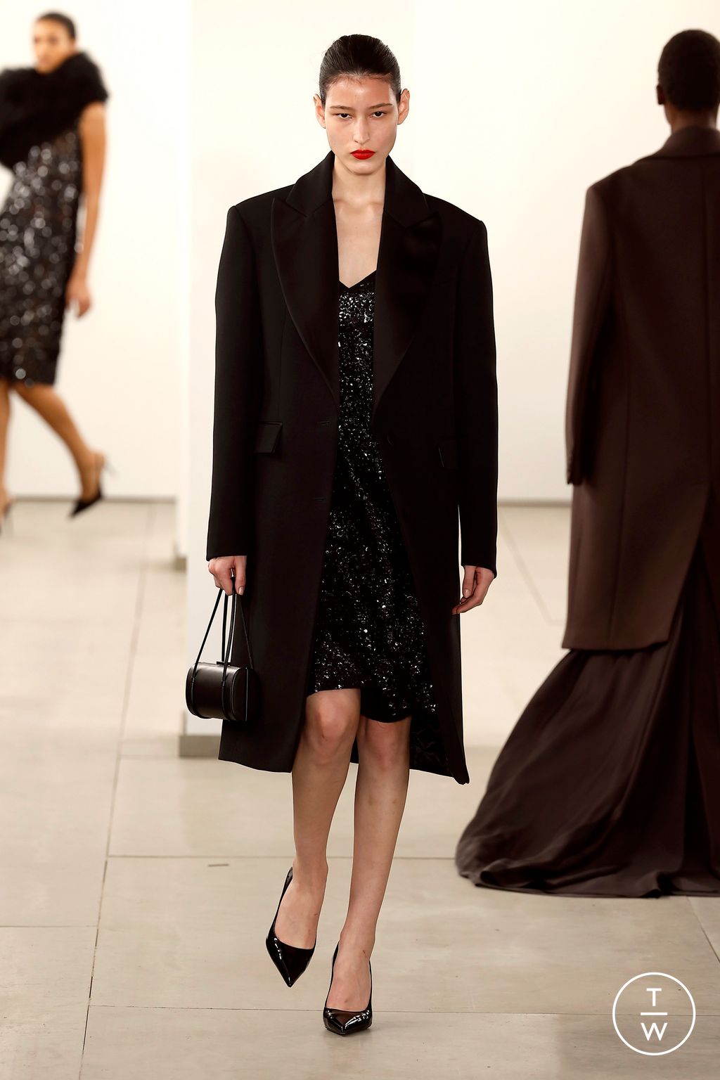 Fashion Week New York Fall/Winter 2024 look 59 de la collection Michael Kors Collection womenswear
