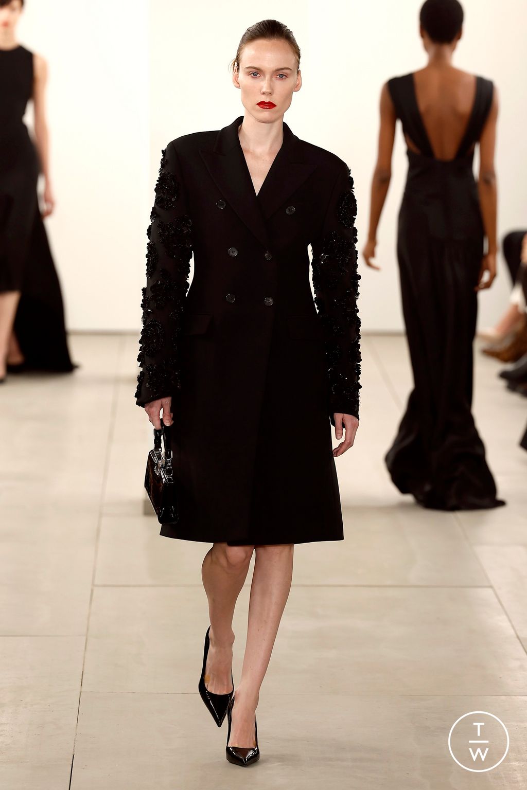Fashion Week New York Fall/Winter 2024 look 62 de la collection Michael Kors Collection womenswear