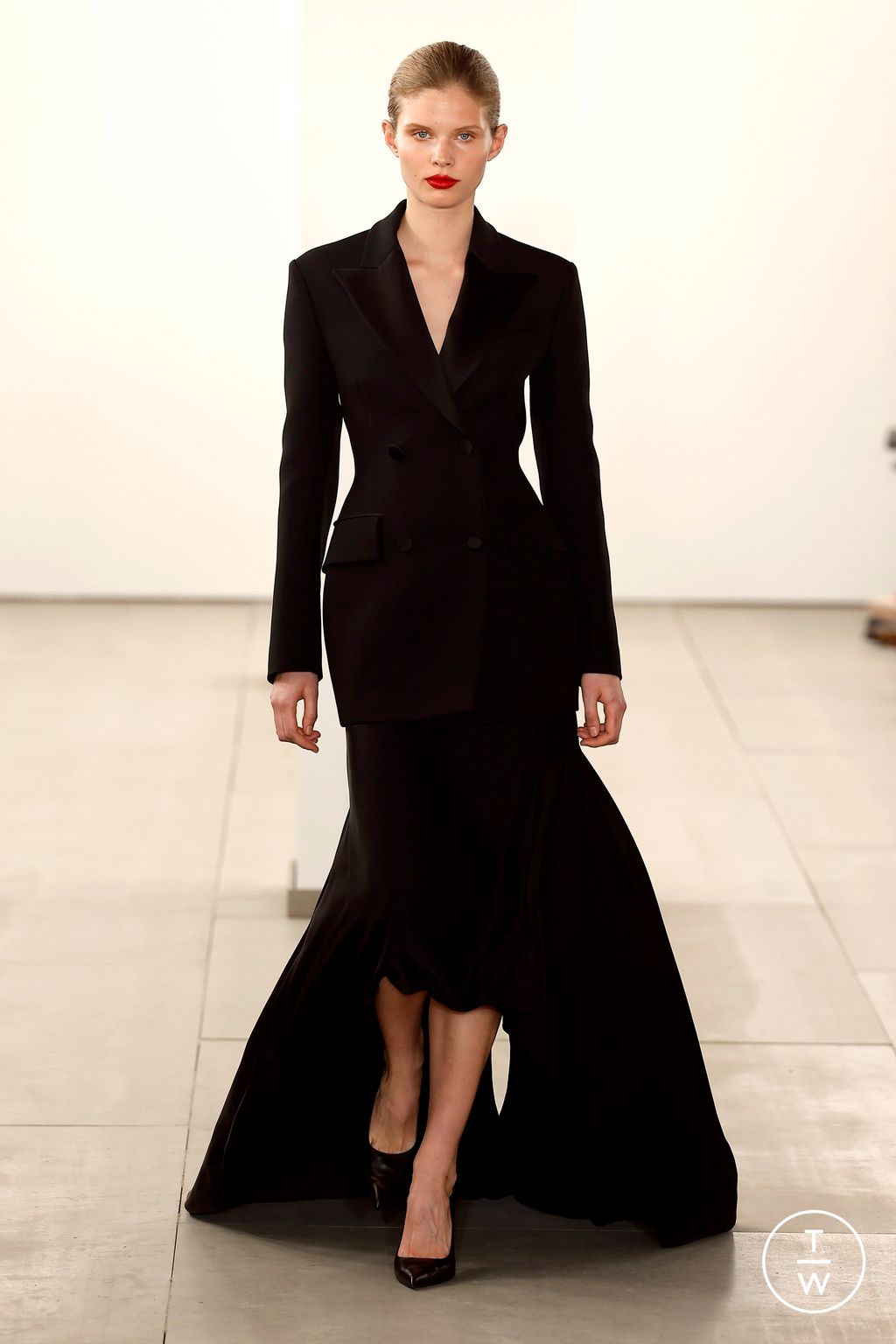 Fashion Week New York Fall/Winter 2024 look 65 from the Michael Kors Collection collection 女装