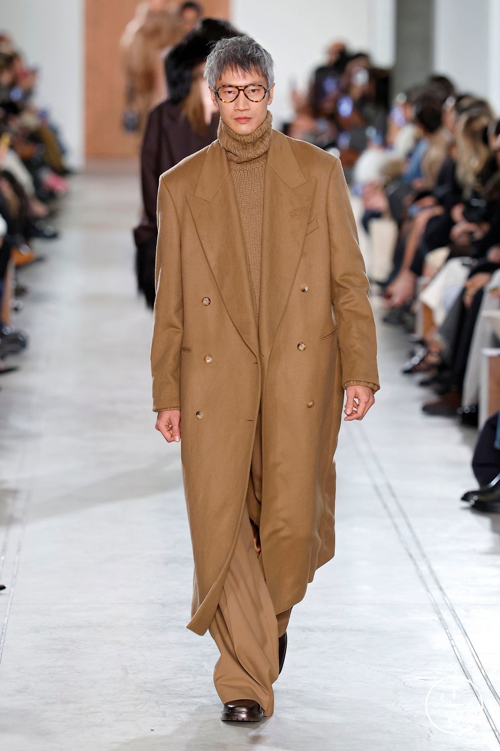 Fashion Week New York Fall/Winter 2025 look 28 from the Michael Kors Collection collection womenswear