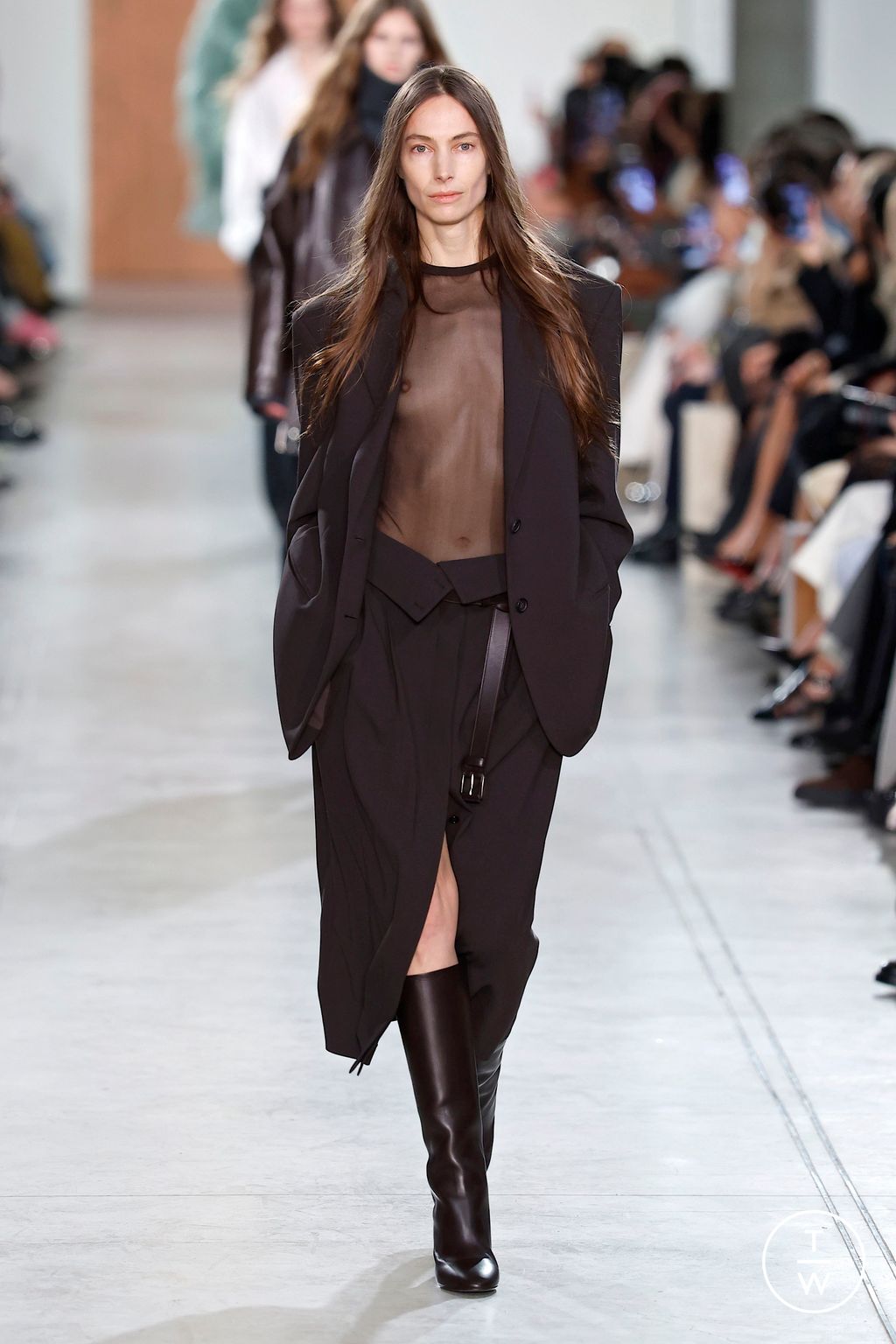 Fashion Week New York Fall/Winter 2025 look 39 from the Michael Kors Collection collection womenswear