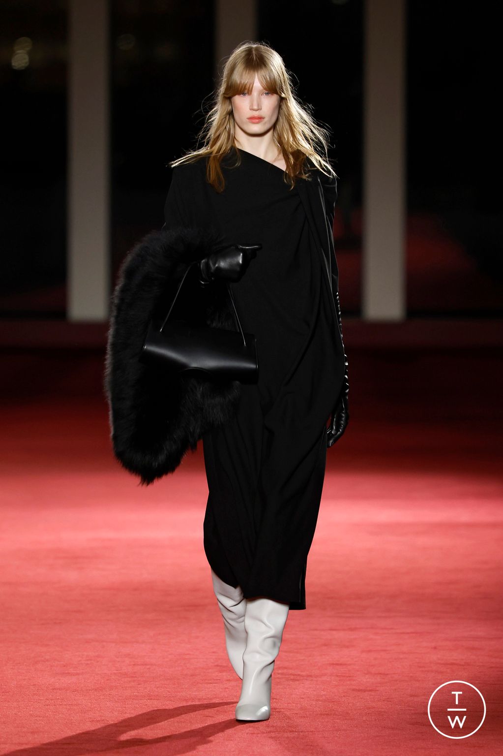 Fashion Week New York Fall/Winter 2026 look 3 from the Michael Kors Collection collection womenswear