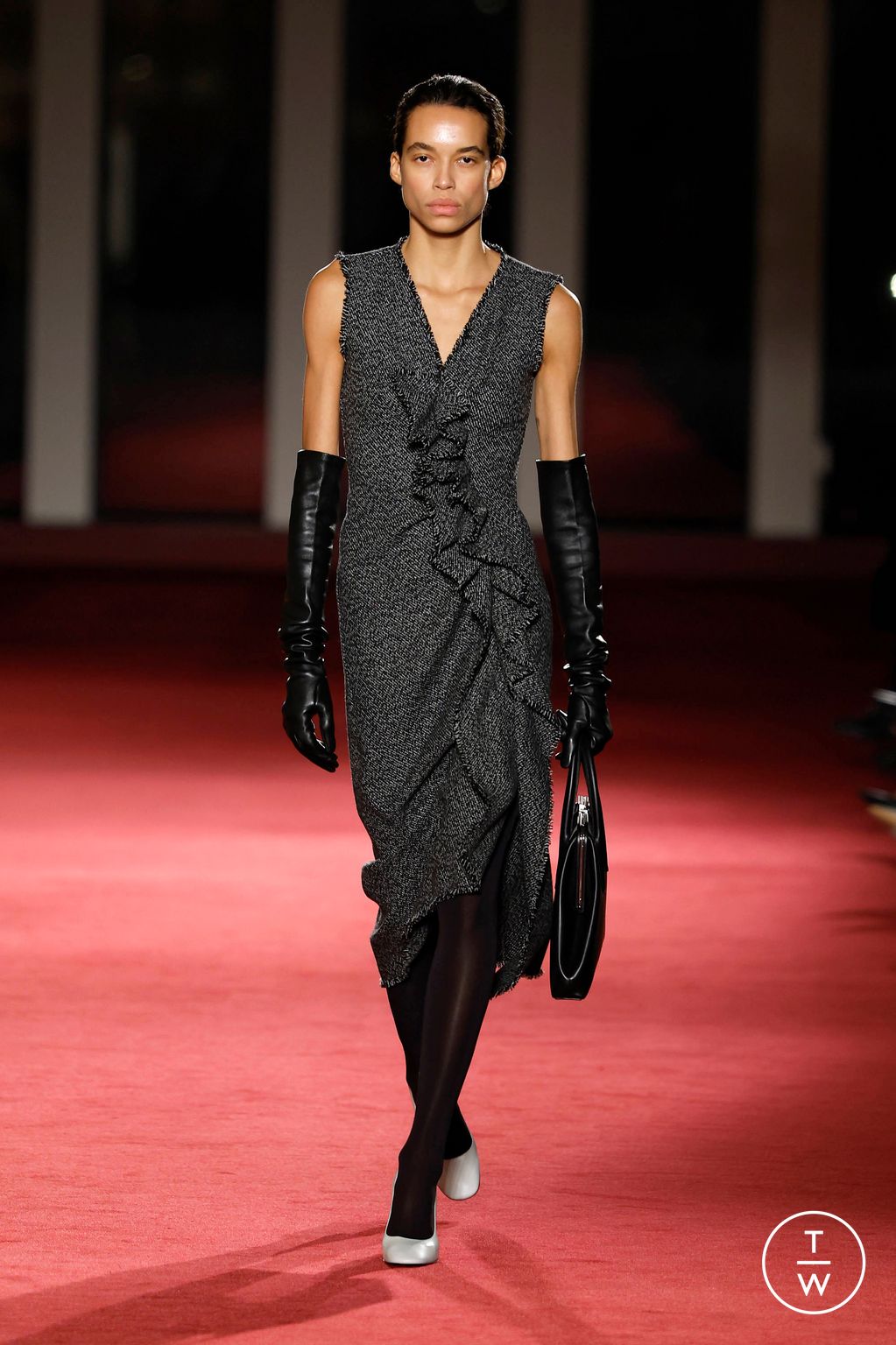 Fashion Week New York Fall/Winter 2026 look 13 from the Michael Kors Collection collection womenswear