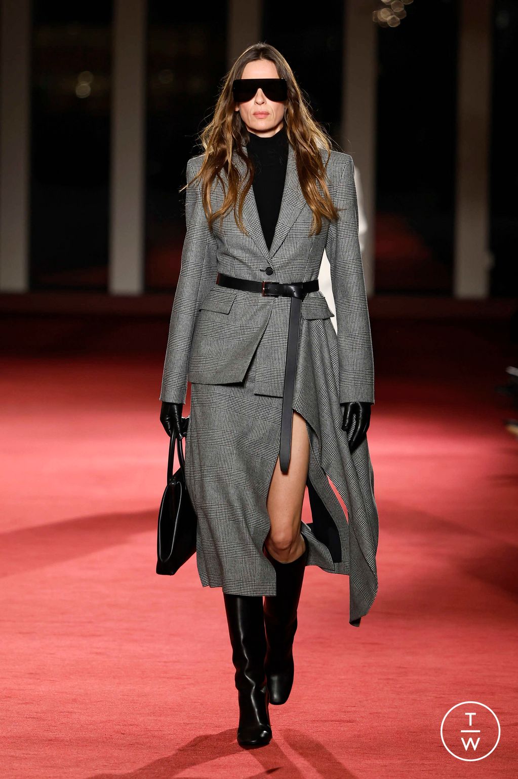 Fashion Week New York Fall/Winter 2026 look 31 from the Michael Kors Collection collection womenswear