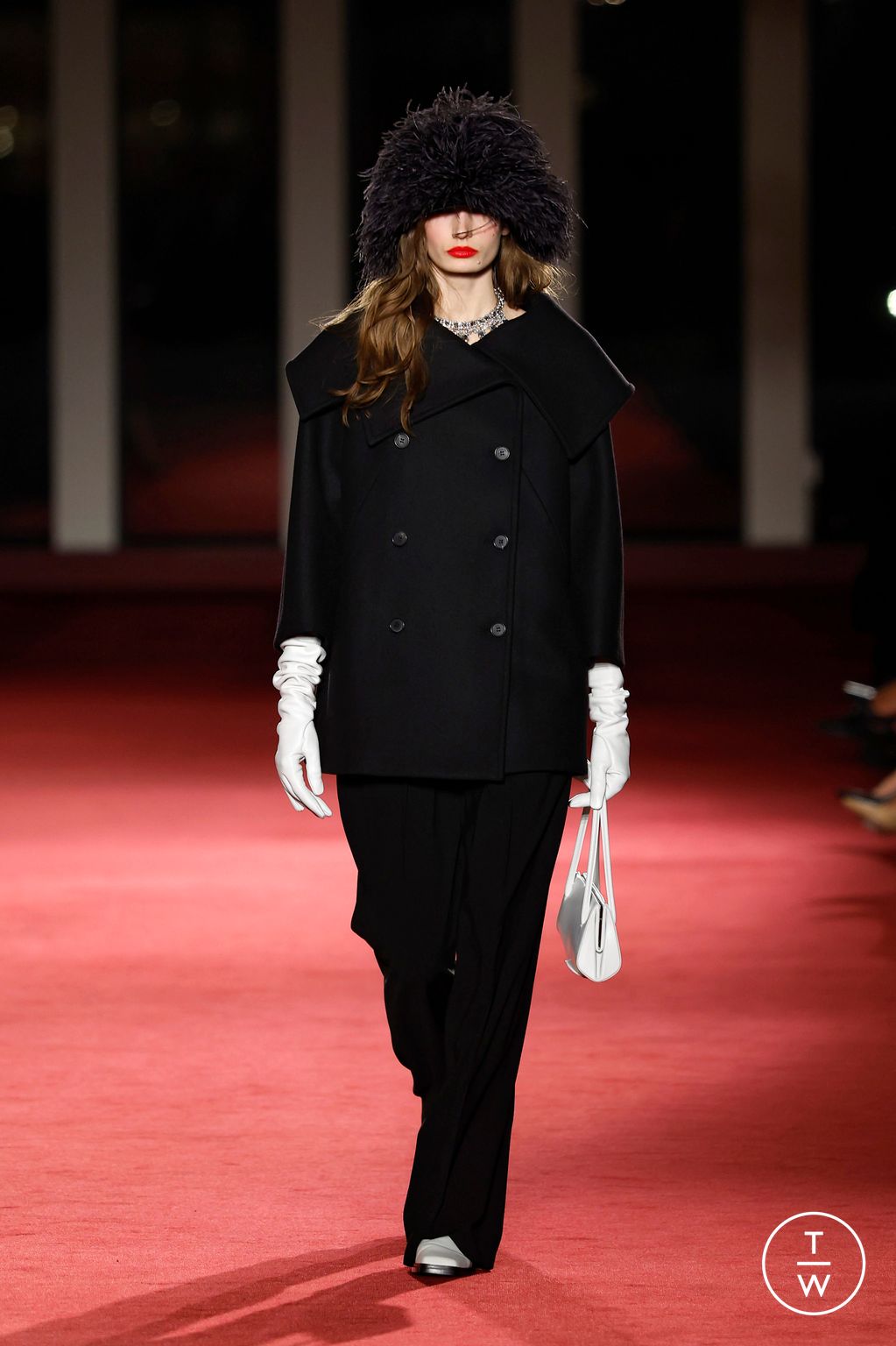 Fashion Week New York Fall/Winter 2026 look 42 from the Michael Kors Collection collection womenswear