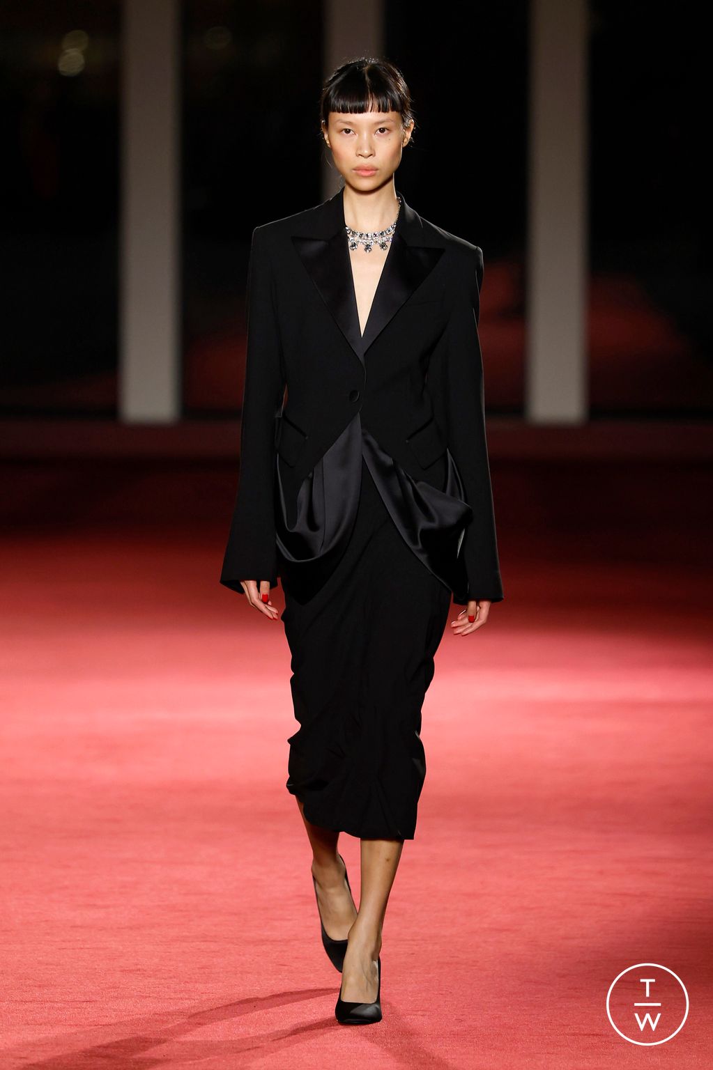 Fashion Week New York Fall/Winter 2026 look 53 from the Michael Kors Collection collection womenswear