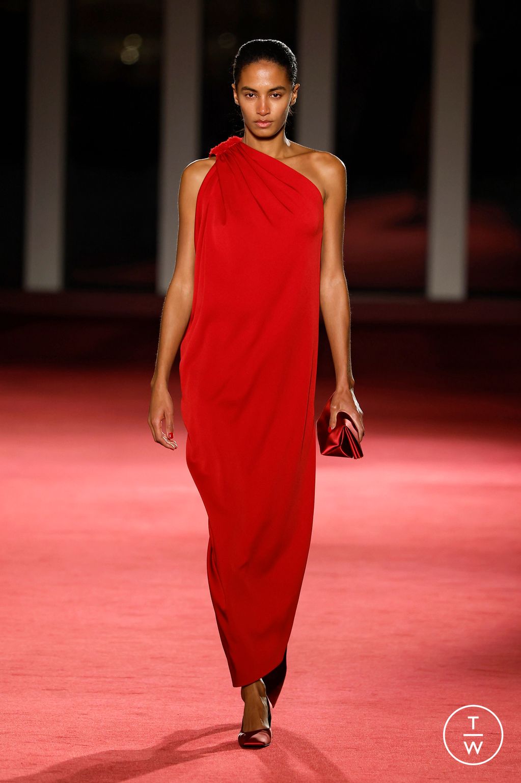 Fashion Week New York Fall/Winter 2026 look 54 from the Michael Kors Collection collection womenswear