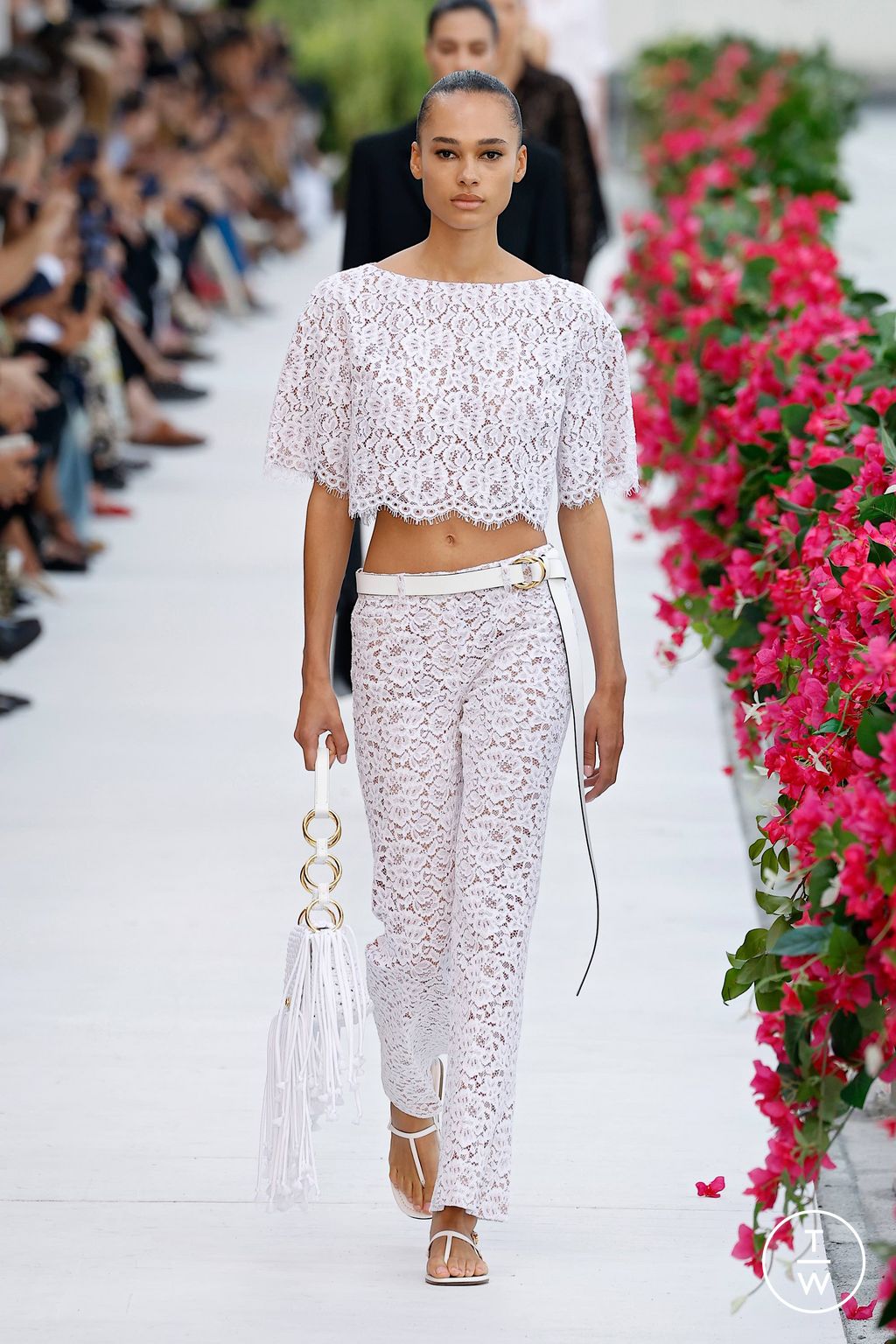 Fashion Week New York Spring/Summer 2024 look 3 de la collection Michael Kors Collection womenswear