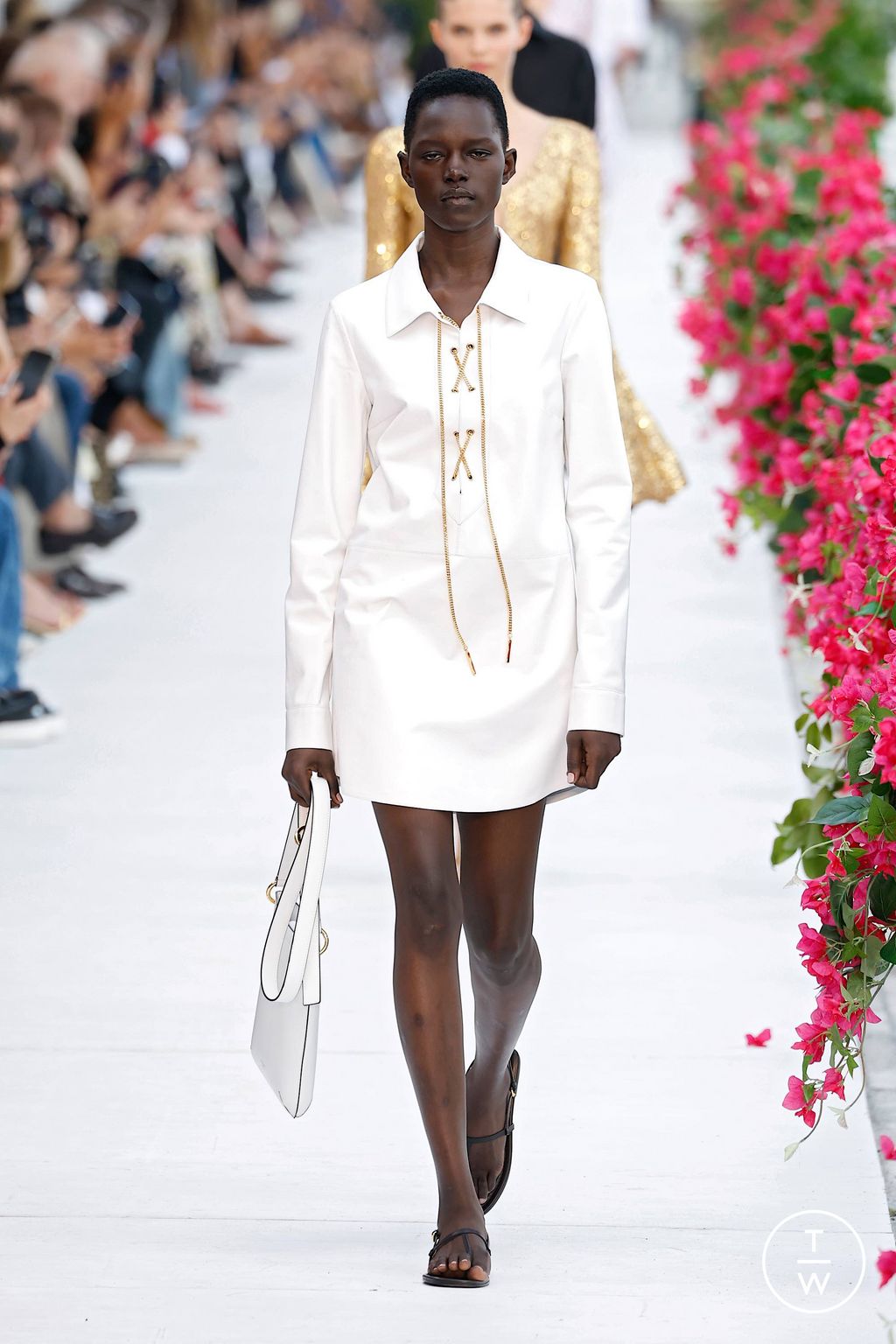 Fashion Week New York Spring/Summer 2024 look 8 de la collection Michael Kors Collection womenswear