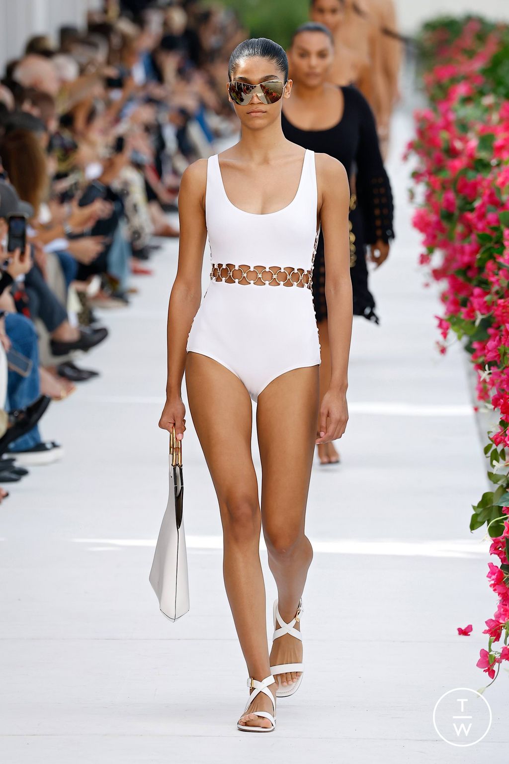 Fashion Week New York Spring/Summer 2024 look 14 de la collection Michael Kors Collection womenswear