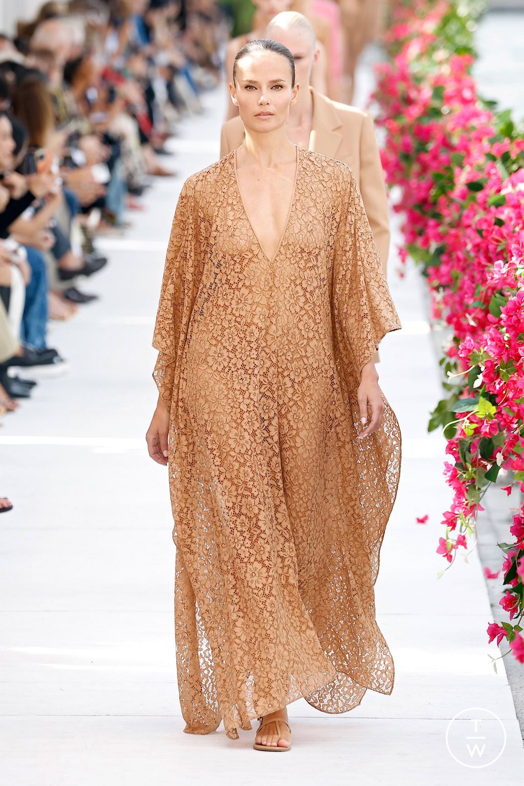 Fashion Week New York Spring/Summer 2024 look 18 de la collection Michael Kors Collection womenswear