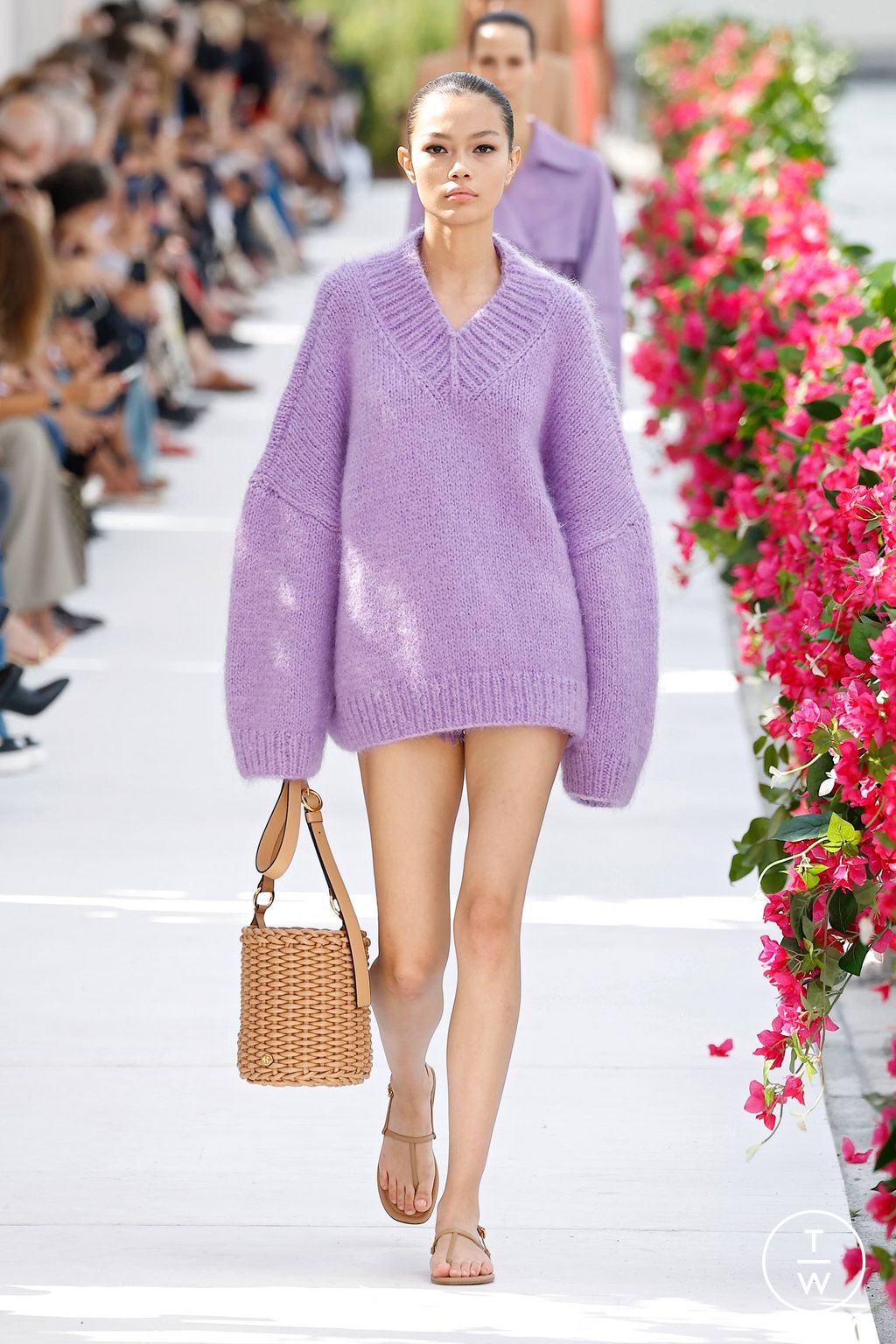 Fashion Week New York Spring/Summer 2024 look 28 de la collection Michael Kors Collection womenswear